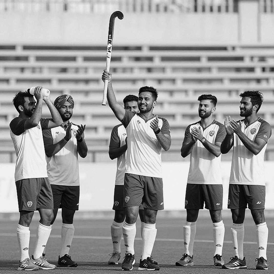 খালি খাতার পাঠ: দুই হকির সীমান্তে পেনাল্টি কর্নার, আর্কাইভ আর যাচাইয়ের লেজার